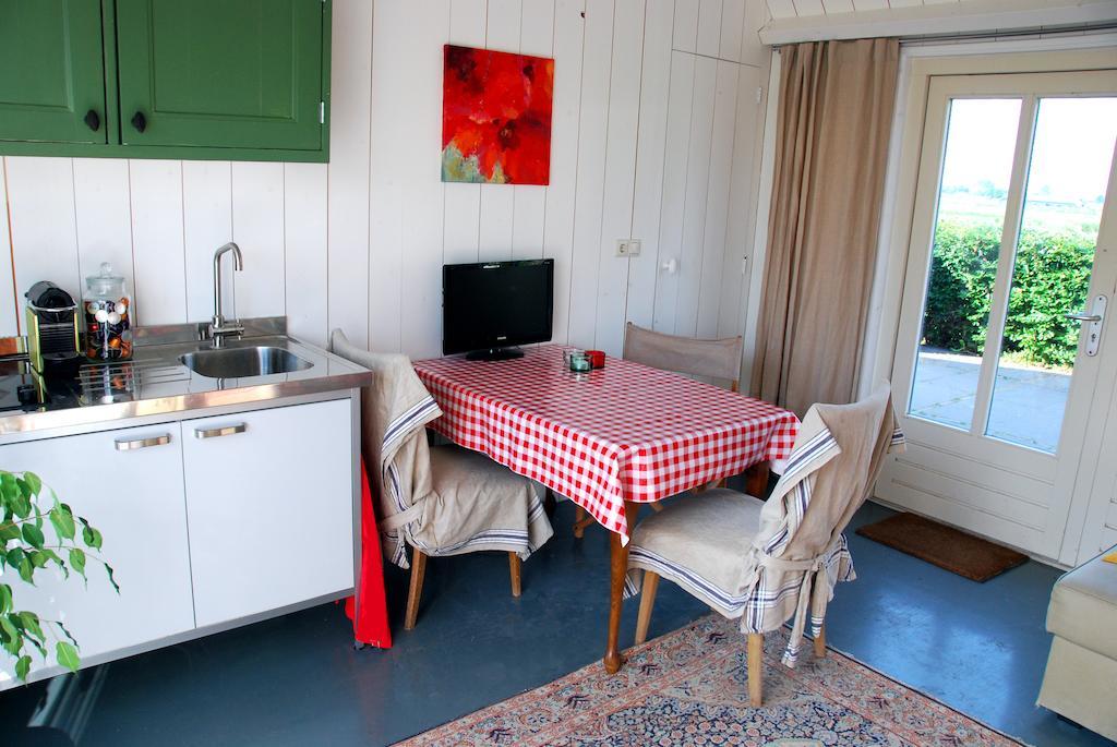 Bed In Waterland Bed & Breakfast Broek in Waterland Bilik gambar